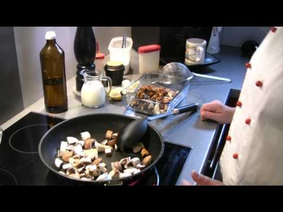 Red Kitchen - Folge 142: Rahmschwammerl mit Speckknödel