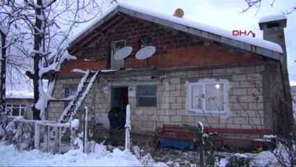 Zonguldak Eşi Tarafından Öldürülen Kübra'nın Annesi: Yanımda Kızıma Bıçak Çekti