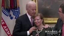 Joe Biden très proche de la femme du secrétaire d'Etat à la Défense