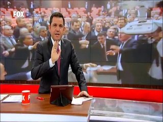 Sırrı Süreyya Önder AKP'lileri 'Bir Kılıç mesafesinden fazla yaklaşmayın' diyerek tehdit etti