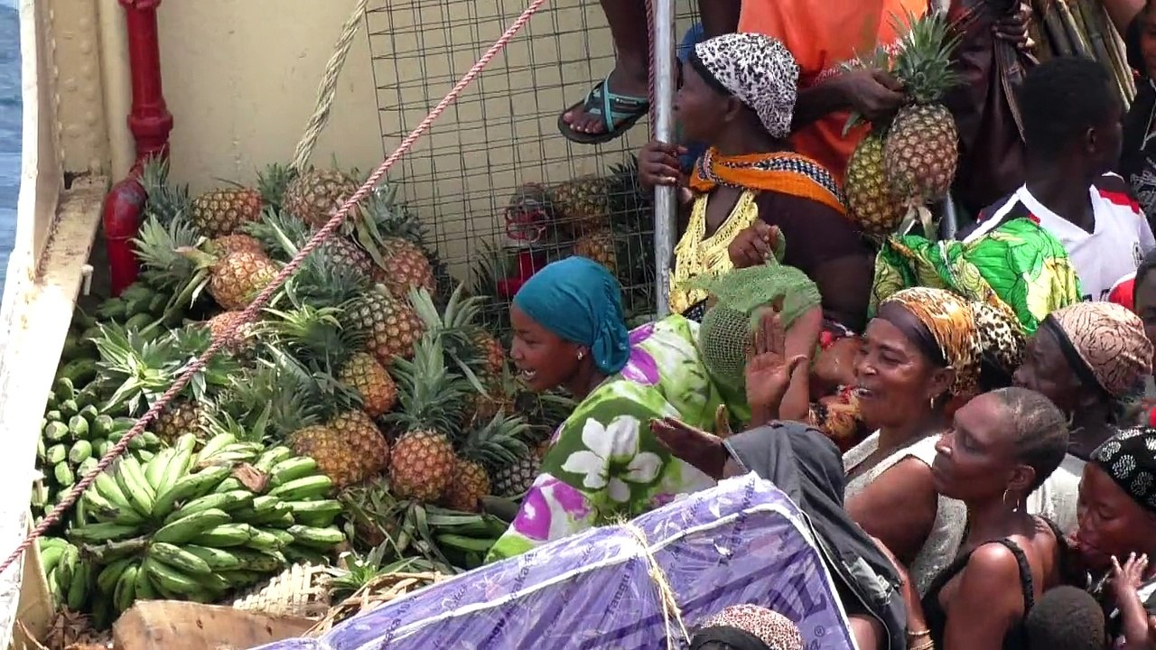 Un navire de guerre allemand centenaire sur le lac Tanganyika