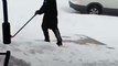 Man trying to shovel snow inadvertently creates awesome new dance routine
