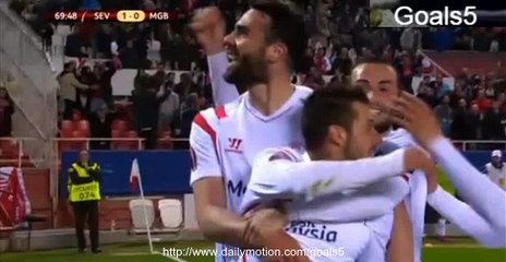 Vicente Iborra Goal Sevilla 1 - 0 Moenchengladbach Europa League 19-2-2015