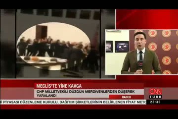 Download Video: Meclis'te yine kavga çıktı... tekme ve yumruklar havada uçuştu