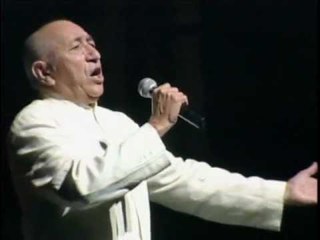 A un año de su partida: Simón Díaz interpretando 'Caballo Viejo'  en el Teatro Teresa Carreño