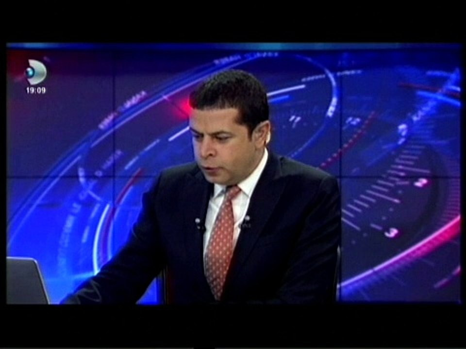 CÜNEYT ÖZDEMİR'e DE "AMCA"  DEDİLER