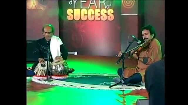 Violin Intrumental Raees Khan Ulfat Ki Nai Manzil Ko Chala Qatil 1955 Iqbal Bano Master Inayat Huss