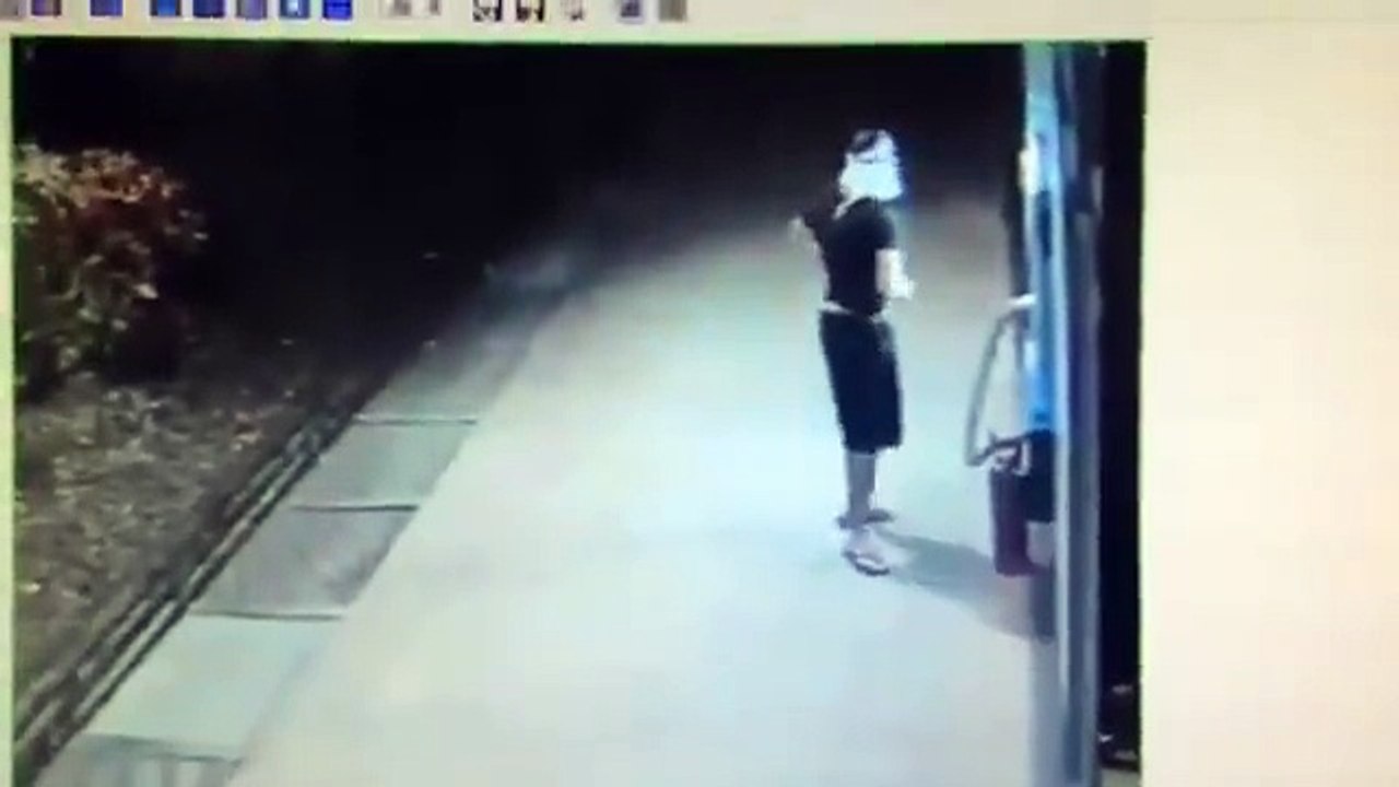 ATM Patlatırken Kendini Patlatan Salak Hırsız :)))