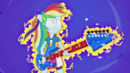 MLP: Equestria Girls - Rainbow Rocks | Cortos Animados [2º Corto] Duelo de Guitarras (Español Latino)