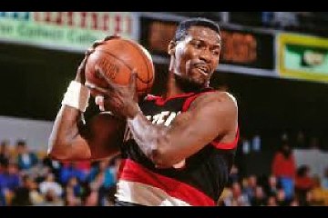 Former Trail Blazers NBA player Jerome Kersey dies at 52
