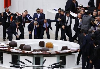 CHP'li Vekil Böyle Düştü