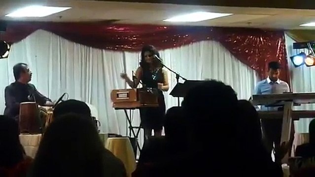 Freshta Sama JAN JAN JAN - LIVE MAST SONG in Concert San