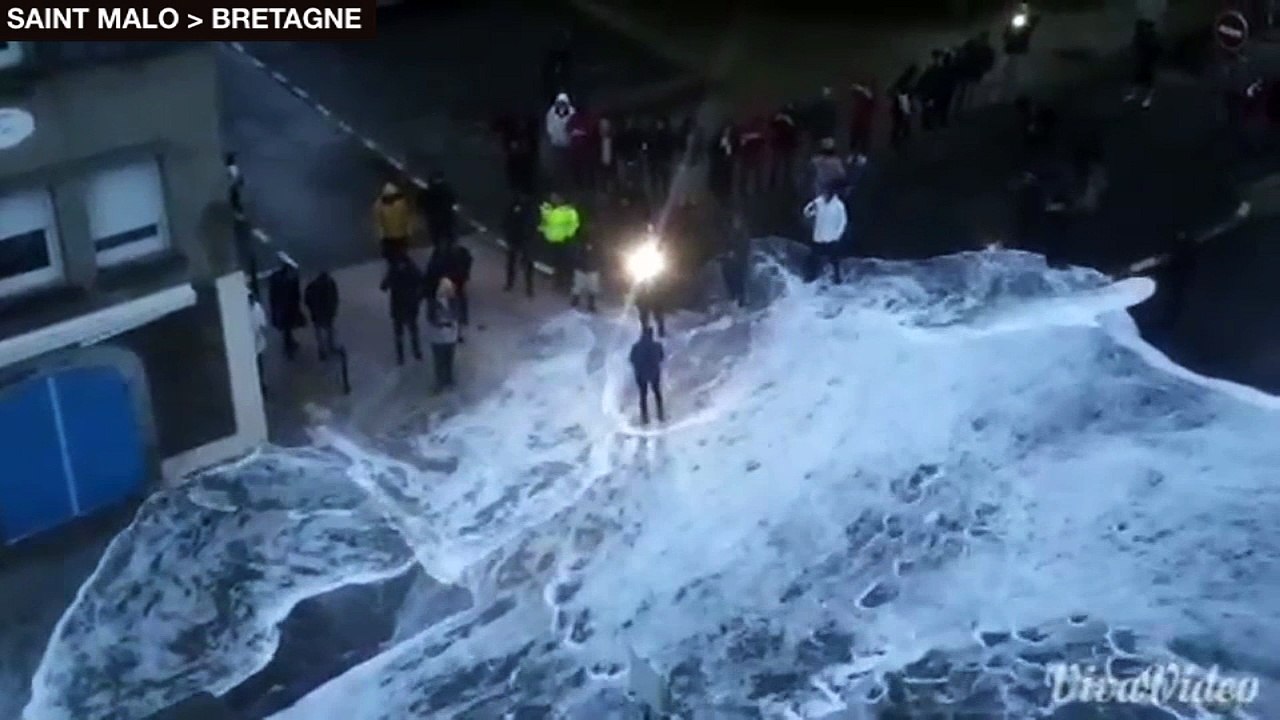 Saint Malo : Les images spectaculaires de la vague qui emporte la journaliste de BFMTV