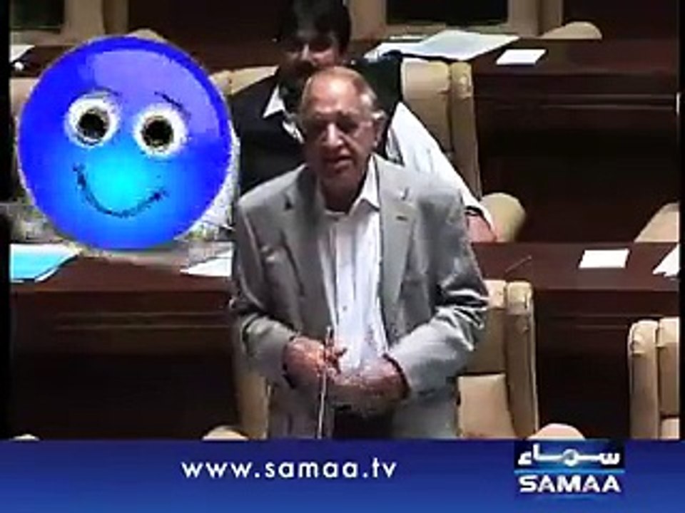 Speaker asks members to go to bed early-320x240