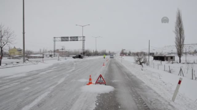 Kar Yağışı Hayatı Olumsuz Etkiliyor