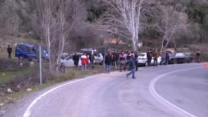 Kayıp Çocuk Kayalık Alanda Bulundu(2)