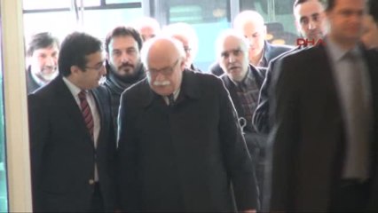 Amman'da Uçak İçinde 5,5 Saat Mahsur Kalan Bakan Avcı: Amman'da da Okulları Tatil Ettik