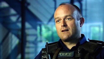 Send In The Dogs s01e01 (UK)