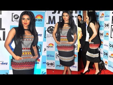 Hot Sonal Chuhan Gives Sizzling Poses