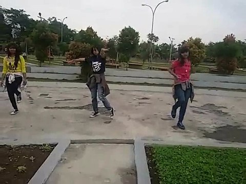 [Dance Cover] Morning Musume - Nanchatte Renai by Gapam