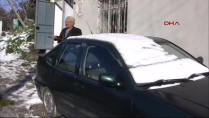 Mersin 30 Yıl Sonra Yağan Kar, Seralarda Zarara Neden Oldu