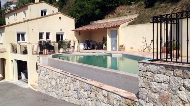 A vendre - Maison/villa - Aspremont (06790) - 5 pièces - 164m²