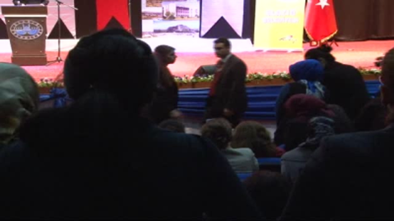 Elazığ Emine Erdoğan: Özgecan Kızımızın Yaşadıkları Hiç İçimizden Çıkmıyor 1-