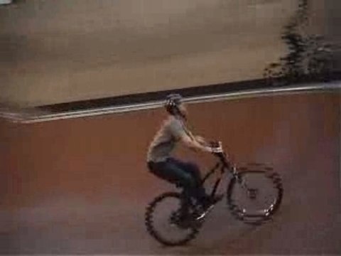 Halle de glisse 2em essai