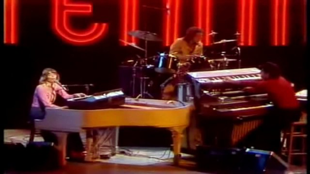 Captain and Tennille - Love Will Keep Us Together