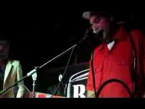 DJ MEHDI & CHROMEO - I AM SOMEBODY live