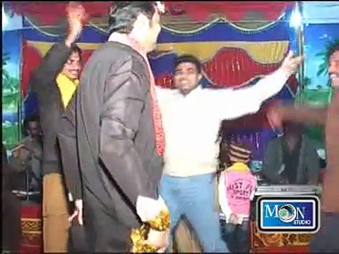 NEW SARAIKI SONGS 2016 MARA HAI TAAN MARA SINGER MUHAMMAD BASIT NAEEMI POST BY MOON STUDIO LAYA