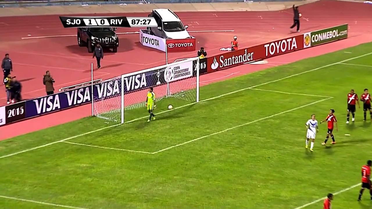 Copa Libertadores - Le sublime coup franc à près de 4000m d'altitude