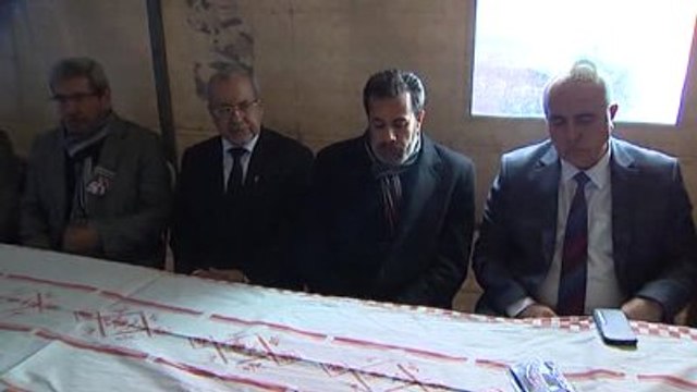 Mersin Müftüsü Melek ve Mersin Ortodoks Kilisesi Ruhani Lideri Teymur'dan, Özgecan'ın Ailesine...