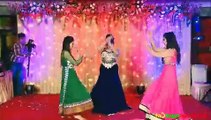 Asan Yar Banaya e Nach K _ Beautiful Females Dance on Wedding