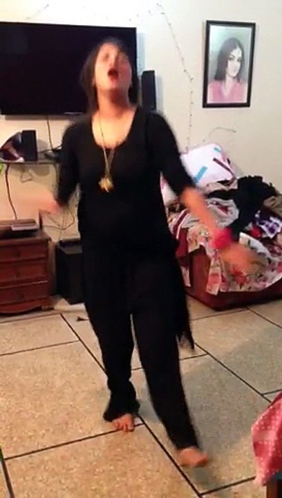 Girl Dancing On chittiyaan kalaiyaan
