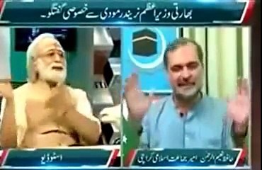 Sexy Pakistan Media Anchor praises PM Modi & India