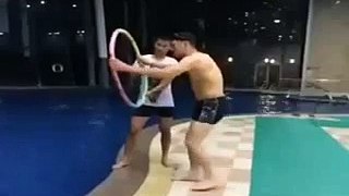 Funny_Hit_To_Boy_In_Swimming_Pool(whatsappvideo.net)