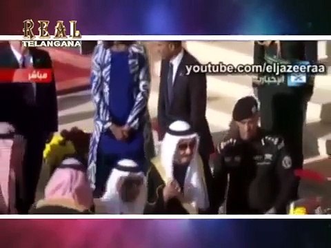 President Barack Obama Waiting For President Of Saudi Arab