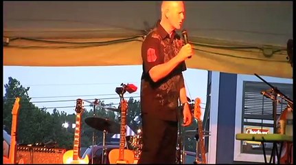 Chris Drummond sings Kentucky Rain at Elvis Week Elvis Presley song