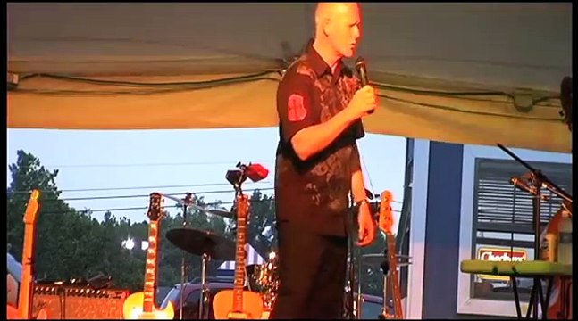 Chris Drummond sings Kentucky Rain at Elvis Week Elvis Presley song