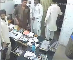 اگلا خون پسینہ ایک کرکے کمایٔ کرے اور ڈاکو آ کر لے جایں۔۔ کتنی تکلیف کی بات