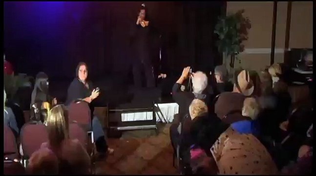 Robert Keefer and Kathy Goodwin sing Never Gonna Fall In Love at Elvis day in sheffield