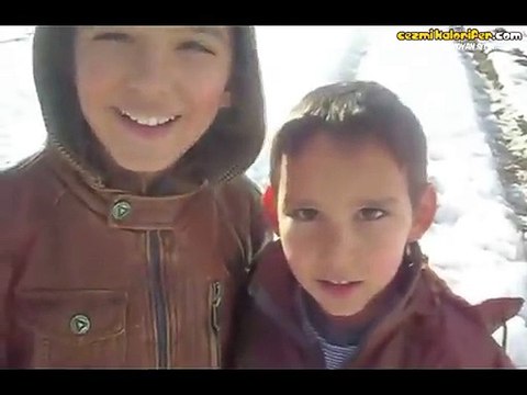 Benim Güleceğim Yok ki Sen Güldürsene