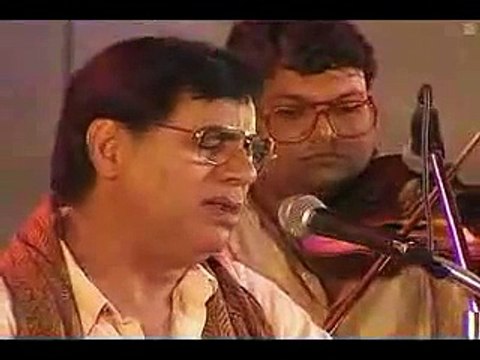 Yeh Daulat Bhi Le Lo-Jagjit Singh-Live concert