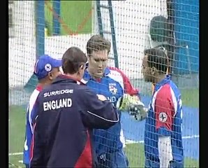 Indoor Cricket - World Cup 2007 (Bristol) - England vs South Africa