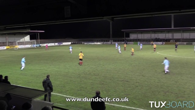 Magnifique but en CSC avec un exter du gauche !