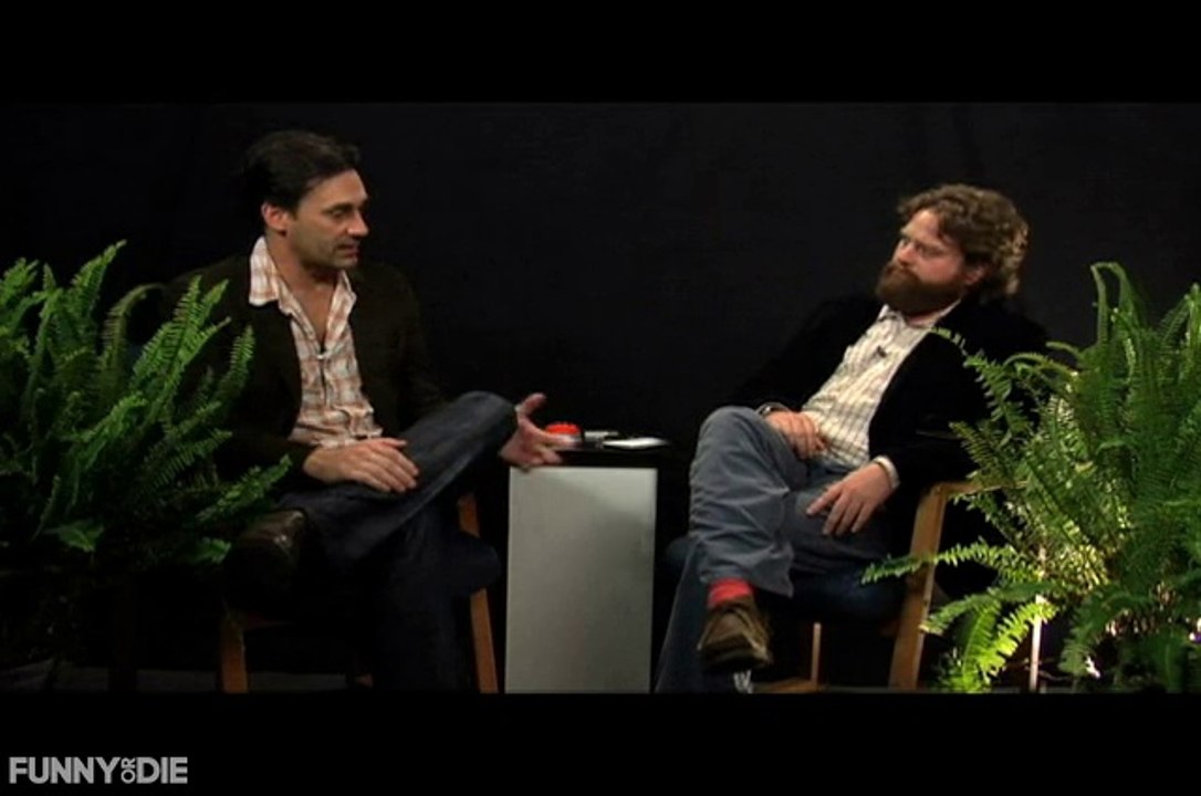 Jon Hamm dans Between Two Ferns