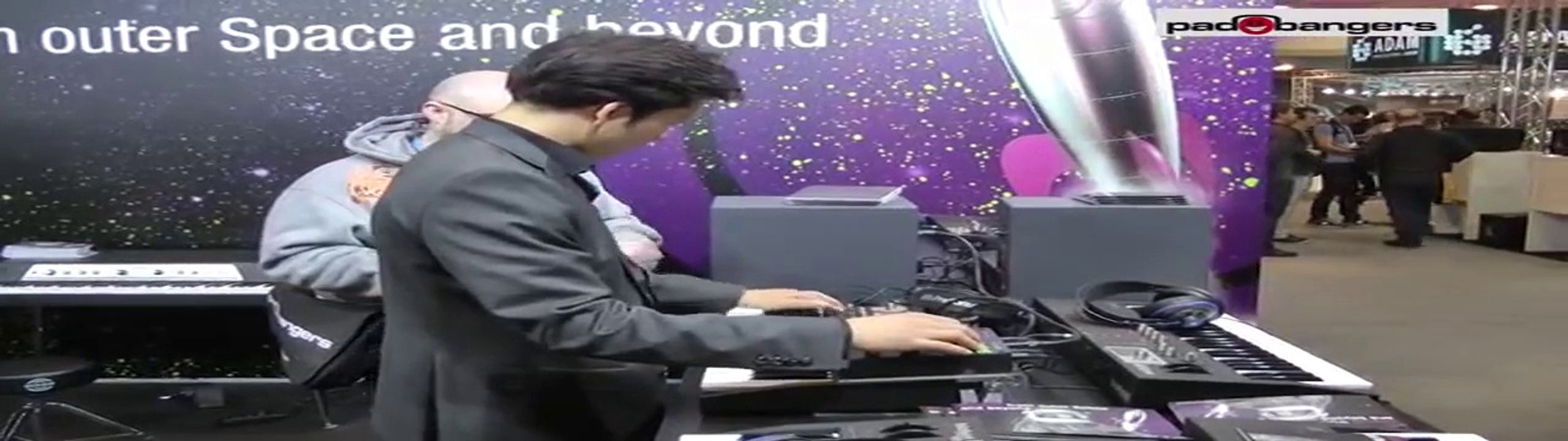 Musikmesse 2013 - Waldorf Rocket [german]