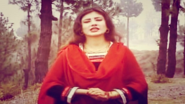 Nazia Iqbal - Pa Team K Yoa Afridi Maza Kawe