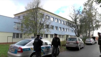 Panique au lycée: 1 mort, 3 blessés dans une attaque au couteau